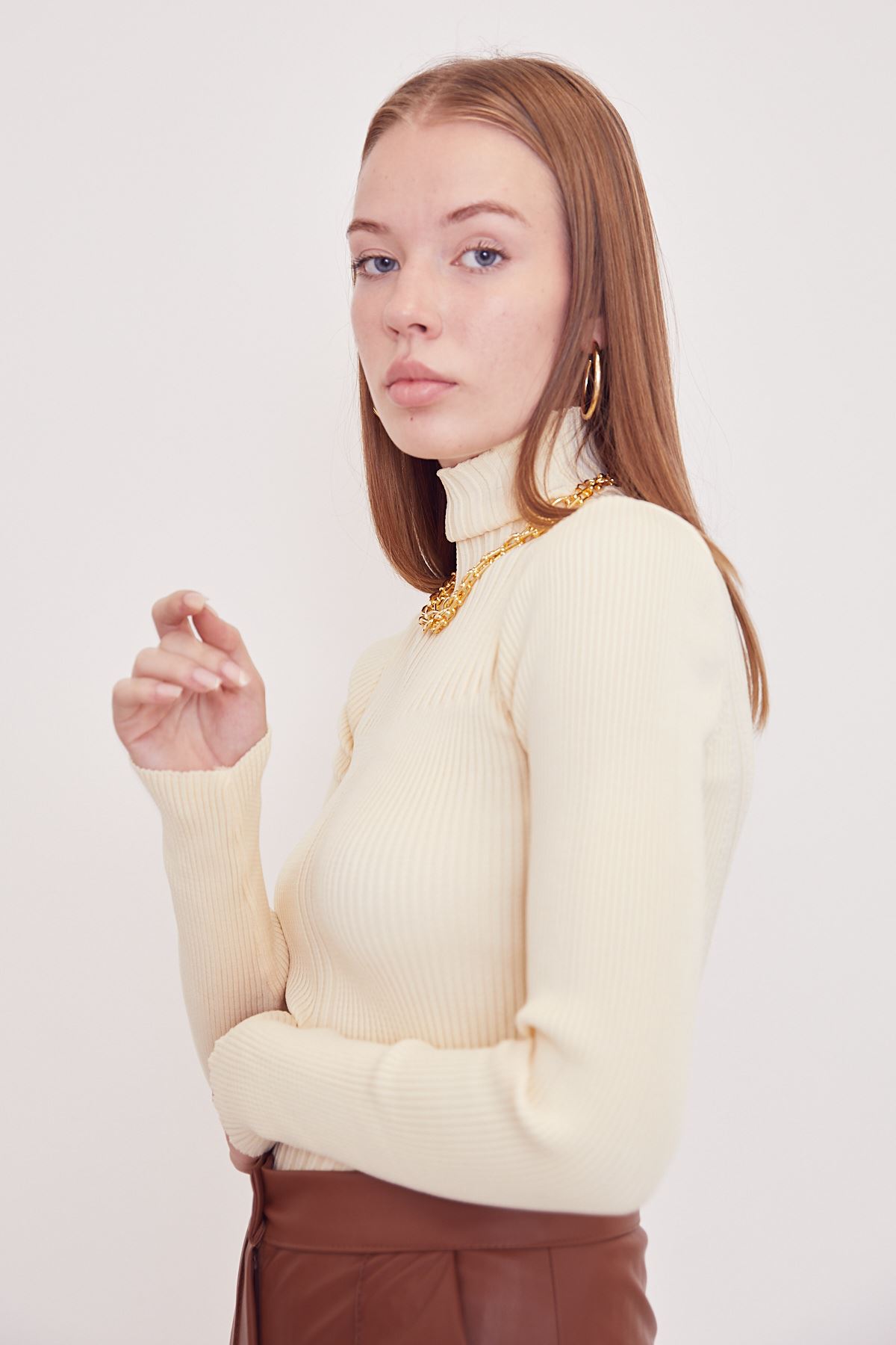 Boğazlı Triko Kazak-Krem