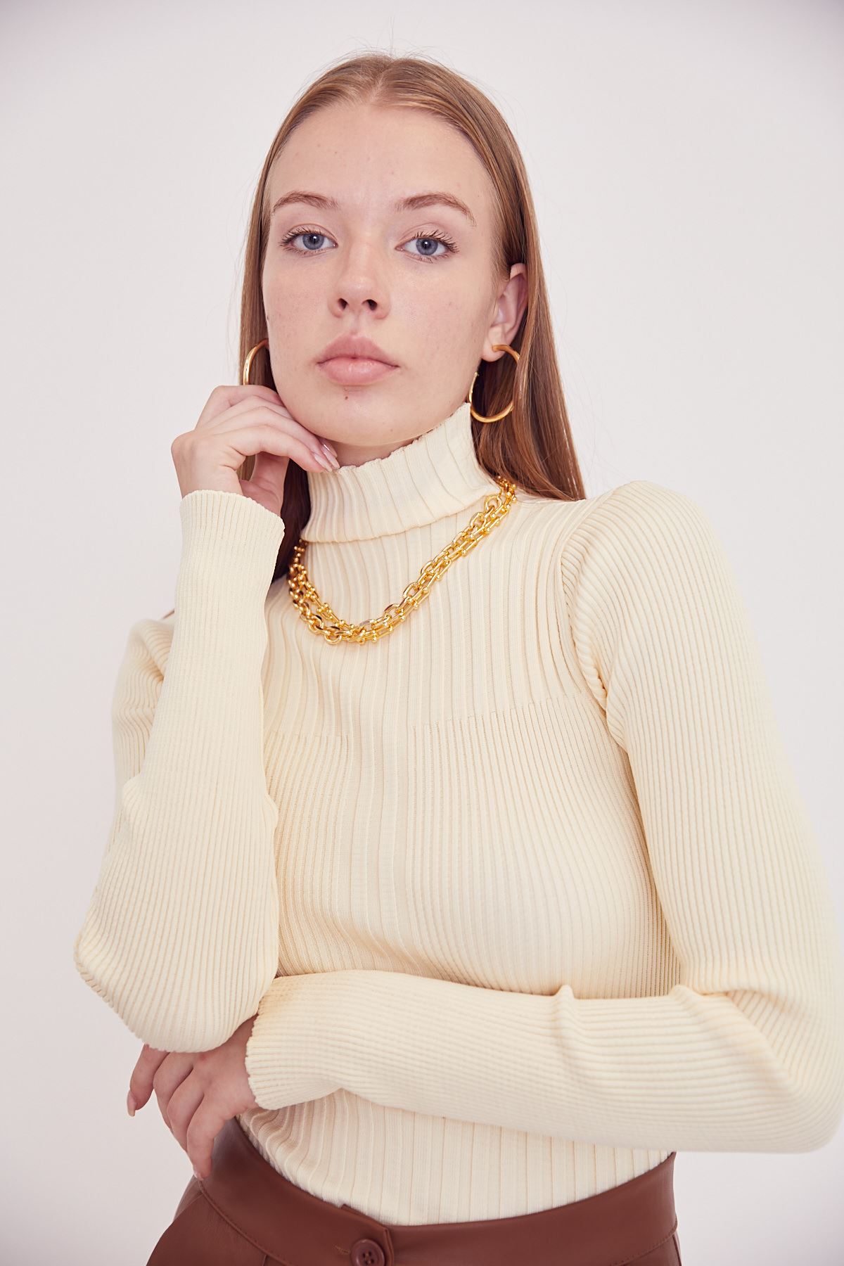 Boğazlı Triko Kazak-Krem