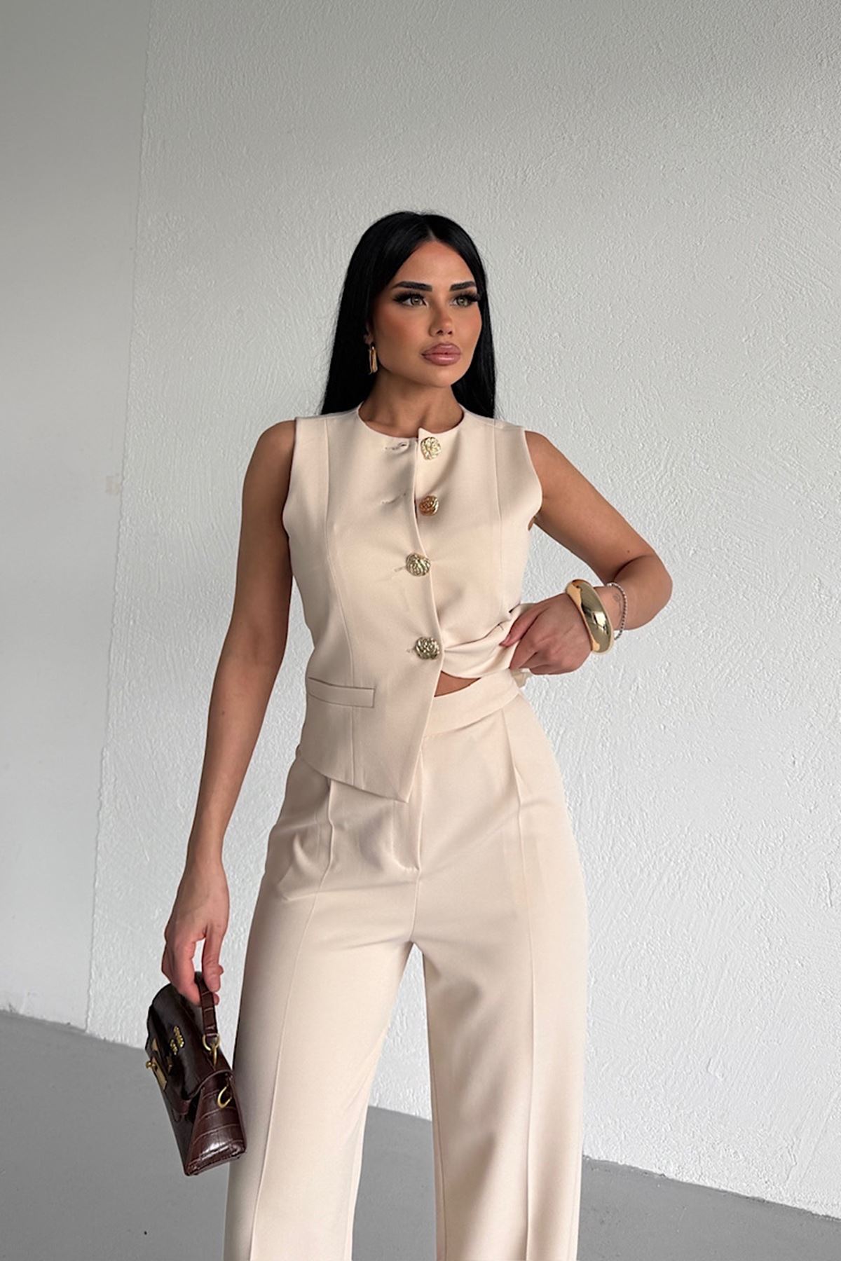 Gold Düğme Detaylı Takım 