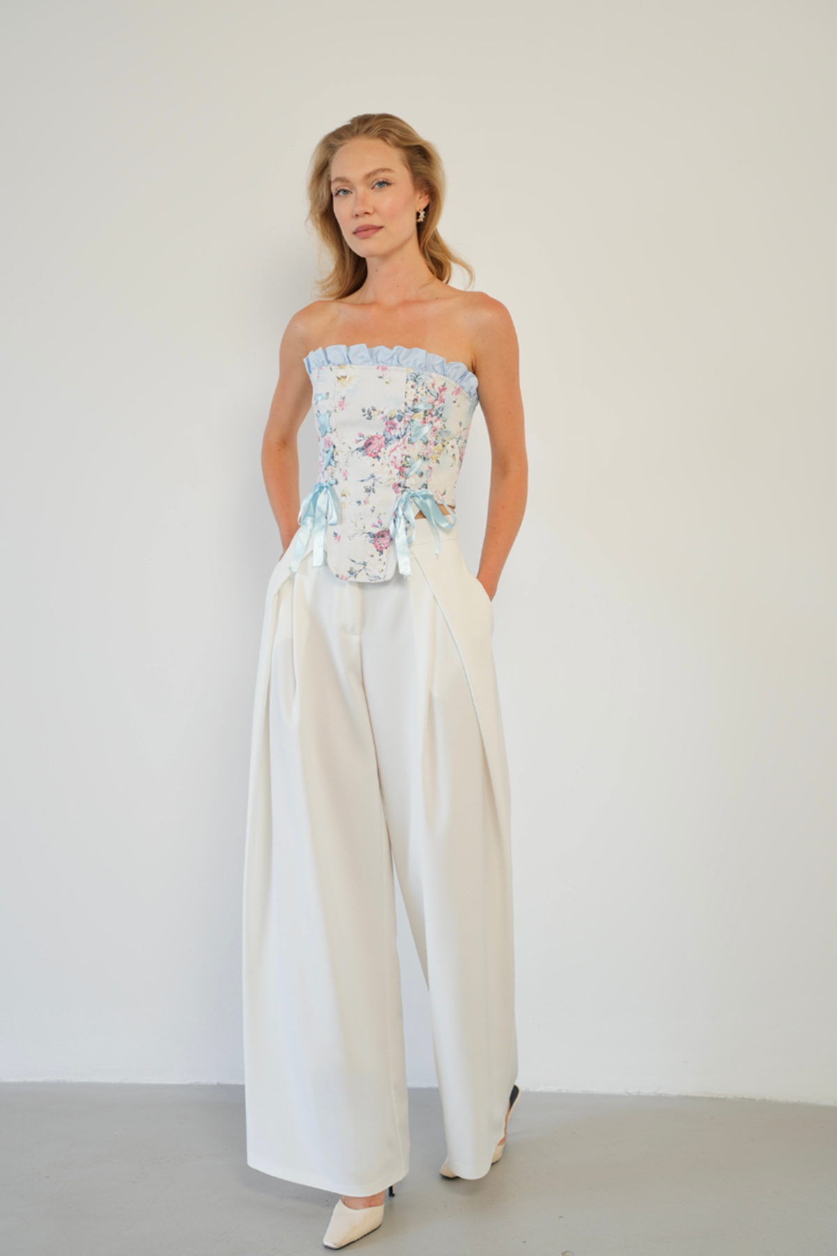 Bağlama Detaylı Crop Top