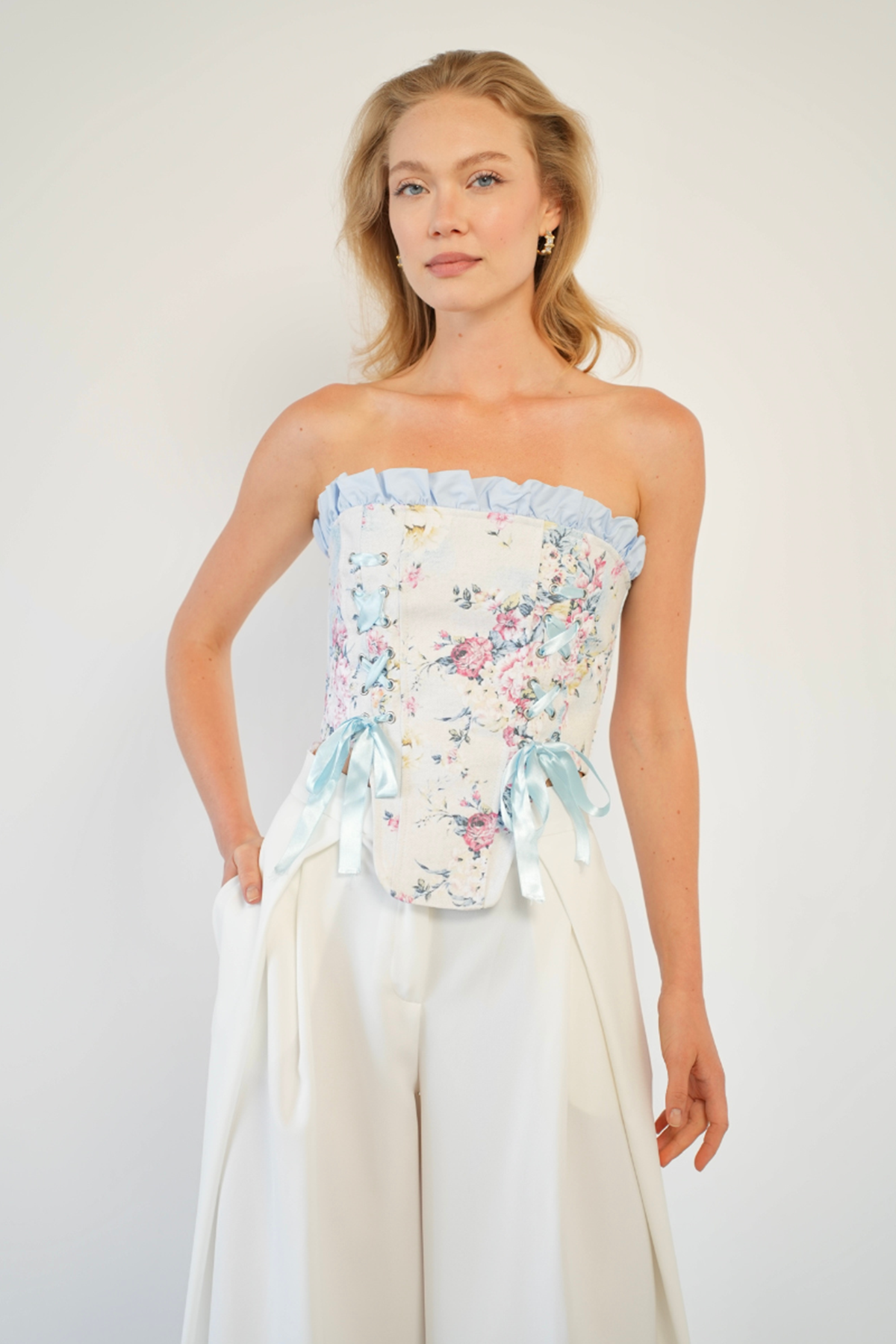 Bağlama Detaylı Crop Top