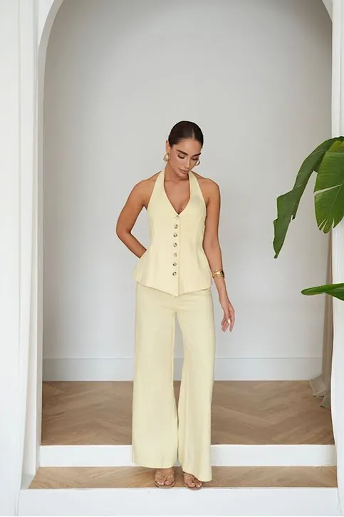 Premium Keten Halter Yaka Yelek Pantolon Takımı - Yüksek Bel Bol Paça Şık Kadın Takımı Sarı