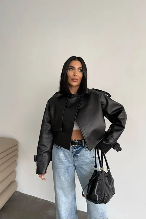 Premium Dik Yaka Kemer Tokalı Oversize Crop Suni Deri Kadın Ceket Siyah