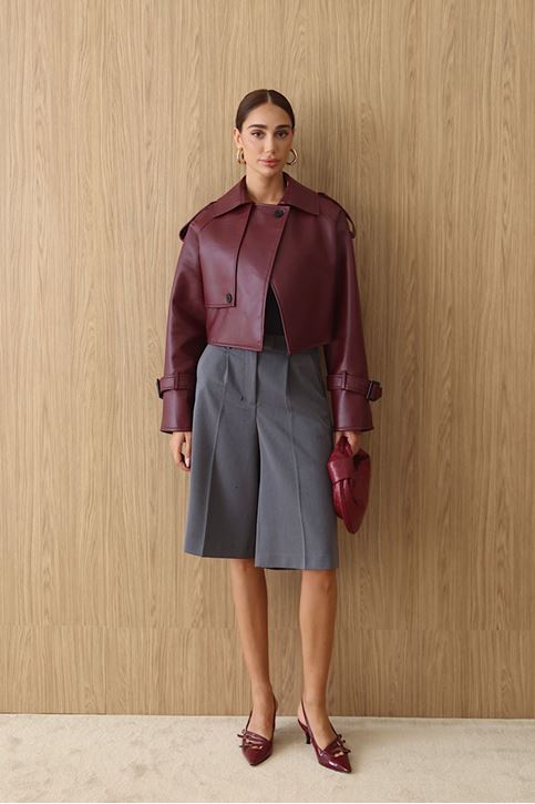 Premium Dik Yaka Kemer Tokalı Oversize Crop Suni Deri Kadın Ceket Bordo